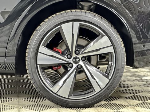 New 2025 Audi SQ5 Premium Plus image 23