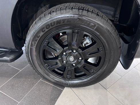 Used 2018 Toyota Sequoia TRD Sport image 43