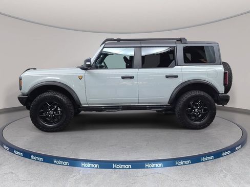 Used 2023 Ford Bronco Badlands AWD/4WD image 9
