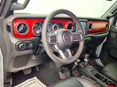 Used 2023 Jeep Wrangler Rubicon AWD/4WD image 12
