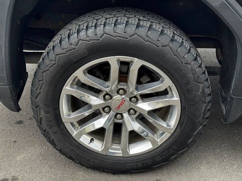 Used 2019 GMC Sierra 1500 SLT w/ SLT Premium Plus Package AWD/4WD image 46