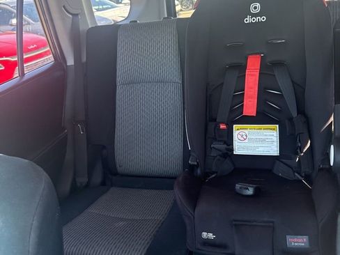 Used 2017 Toyota 4Runner SR5 image 9