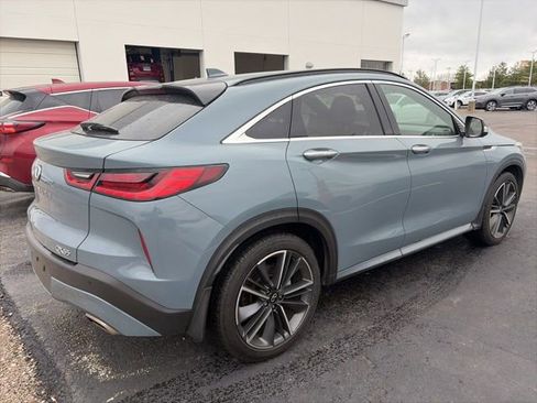 Used 2023 INFINITI QX55 Essential image 3