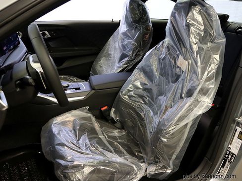 Used 2025 BMW 230i xDrive 230i xDrive w/ Premium Package image 12