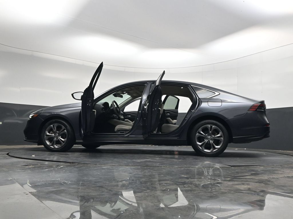 Used 2024 Honda Accord EX image 41