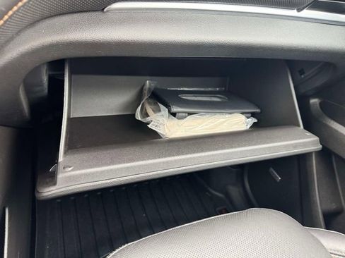 Used 2018 Chevrolet Traverse Premier image 40