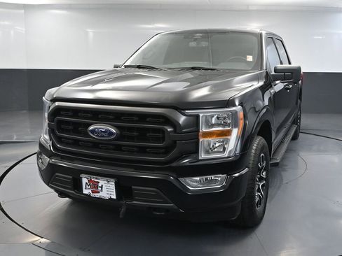 Used 2022 Ford F150 XLT w/ Equipment Group 301A Mid image 13