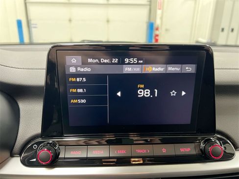 Used 2024 Kia Forte LXS w/ LXS Technology Package image 13