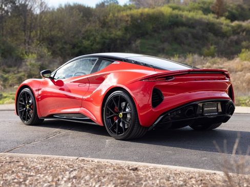 Used 2025 Lotus Emira image 7