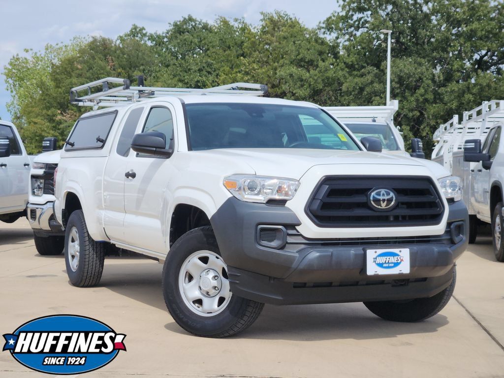 Used 2022 Toyota Tacoma SR RWD image 1