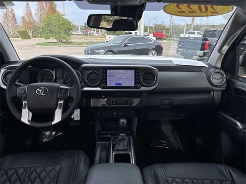 Used 2022 Toyota Tacoma SR5 w/ Technology Package image 16