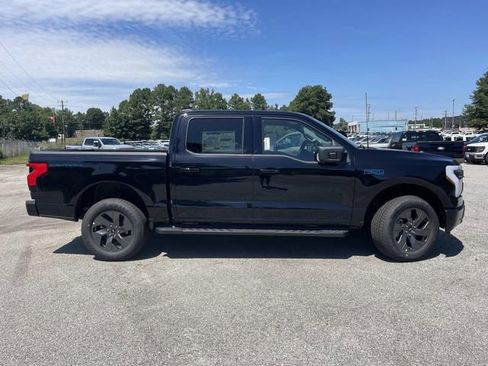 New 2025 Ford F150 Lightning Flash AWD/4WD image 2