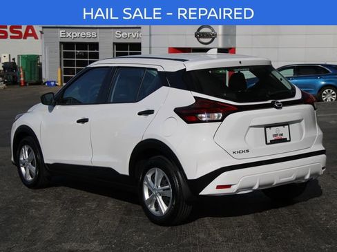 Certified 2025 Nissan Kicks Play S FWD image 4