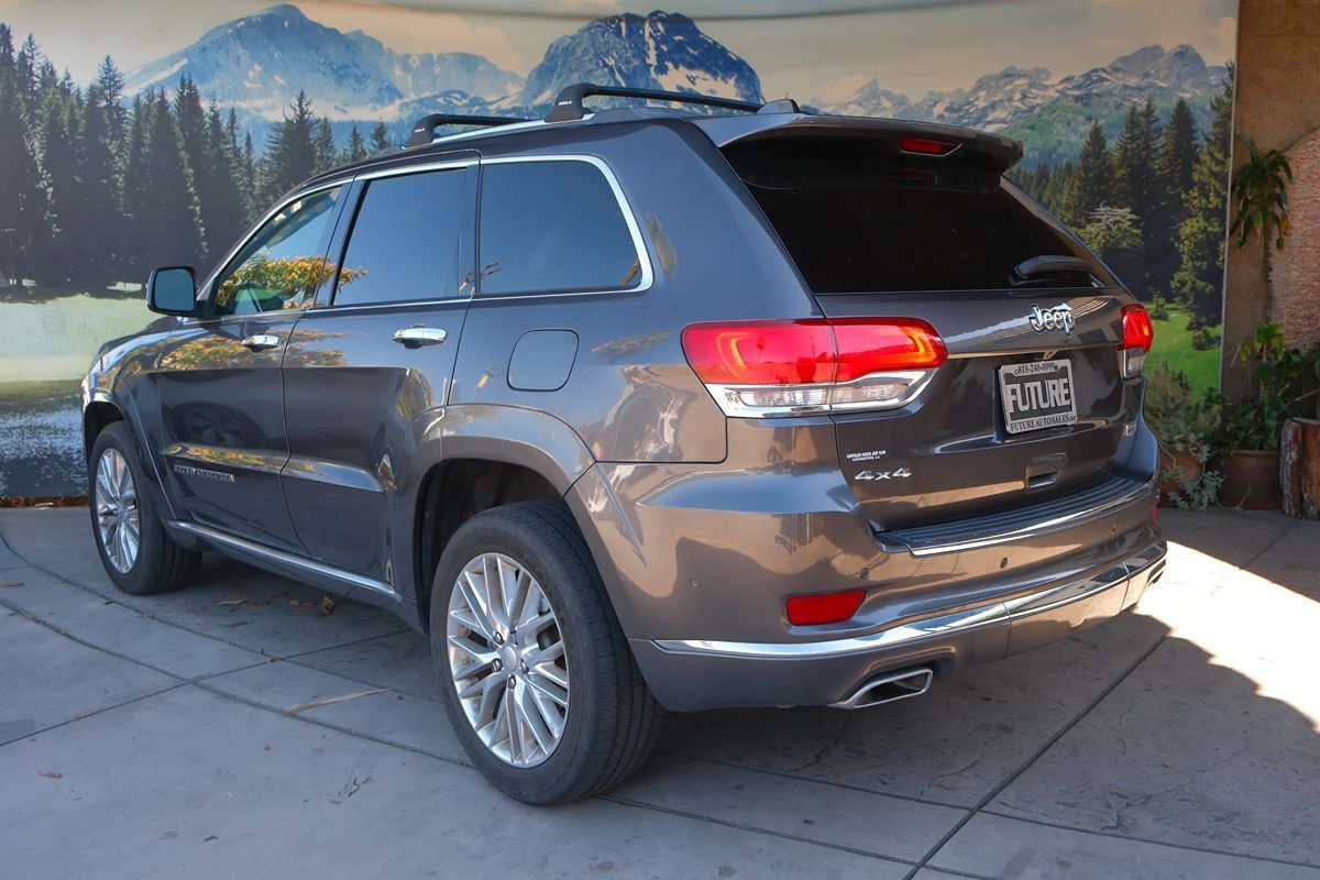 Used 2018 Jeep Grand Cherokee Summit w/ Skid Plate Group AWD/4WD image 4