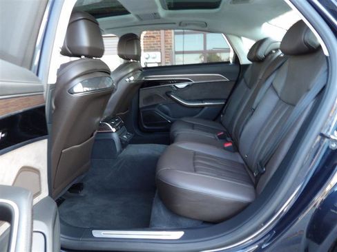 Used 2019 Audi A8 L 3.0T w/ Luxury Package image 12