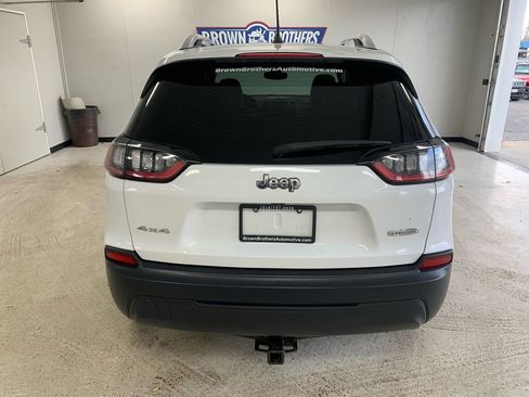 Used 2019 Jeep Cherokee Latitude Plus w/ Comfort/Convenience Group AWD/4WD image 5