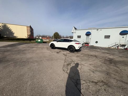 Used 2025 Buick Envista Sport Touring image 12