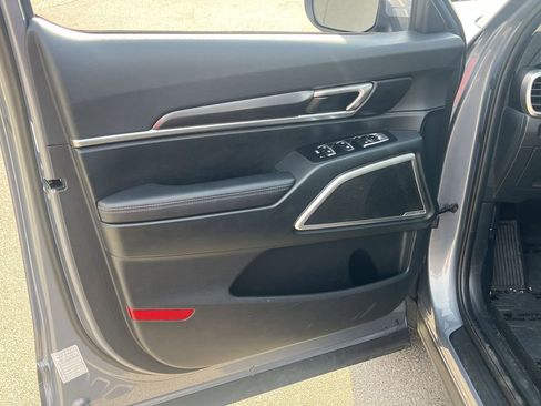 Used 2025 Kia Telluride S AWD/4WD image 10