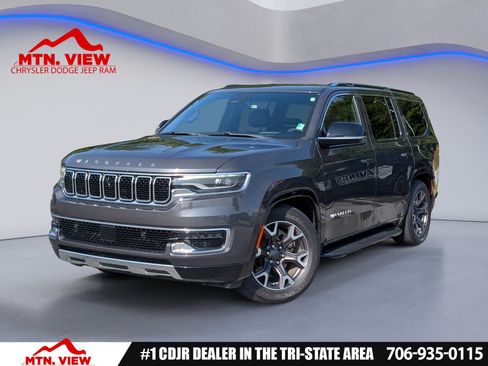 Used 2023 Jeep Wagoneer Series III w/ Convenience Group I AWD/4WD image 1