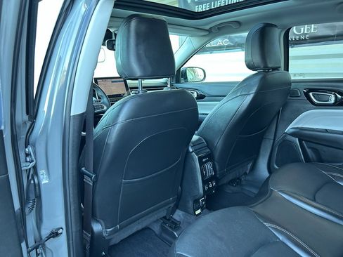 Used 2022 Jeep Compass Limited w/ Elite Group AWD/4WD image 13