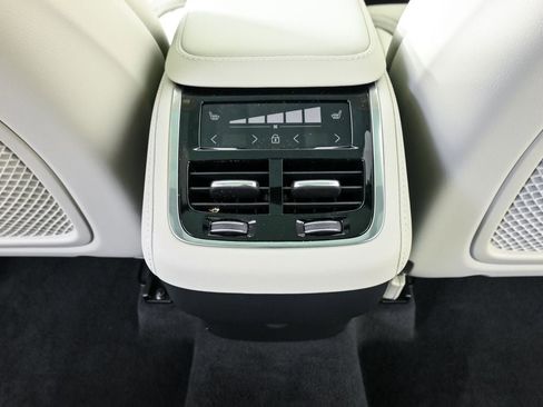 Certified 2026 Volvo XC90 B6 Ultra w/ Protection Package AWD/4WD image 22