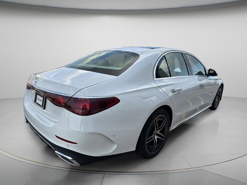 Certified 2025 Mercedes-Benz E 350 Sedan image 5