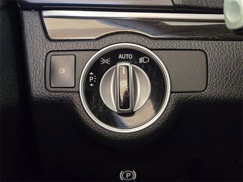 Used 2016 Mercedes-Benz E 400 Coupe image 21