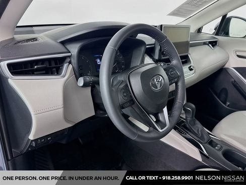 Used 2024 Toyota Corolla Cross LE w/ Moonroof Package AWD/4WD image 9