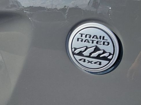 Used 2021 Jeep Gladiator Sport AWD/4WD image 31