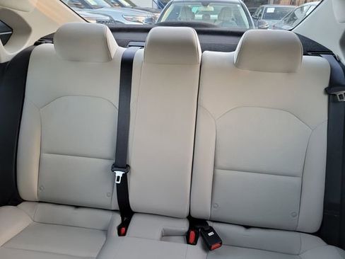 Used 2023 Kia Forte LXS w/ LXS Technology Package FWD image 10