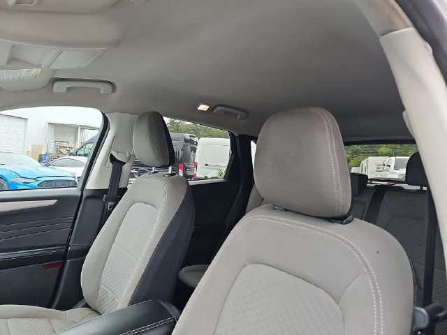 Used 2022 Ford Escape SE w/ Convenience Package FWD image 15