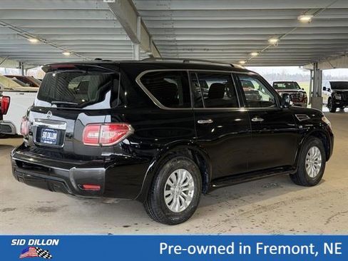 Used 2017 Nissan Armada SV w/ Driver Package AWD/4WD image 4