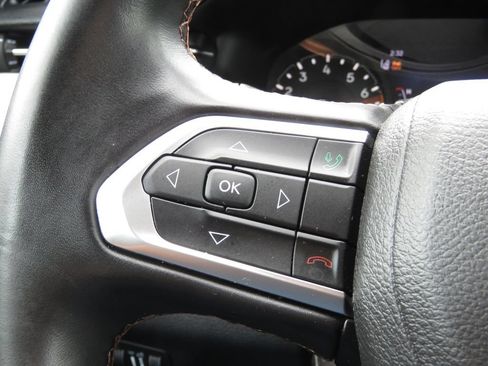 Used 2022 Jeep Compass Limited w/ Sun and Sound Group AWD/4WD image 21