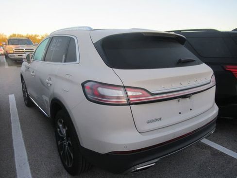 Used 2022 Lincoln Nautilus Reserve w/ Equipment Group 201A image 4
