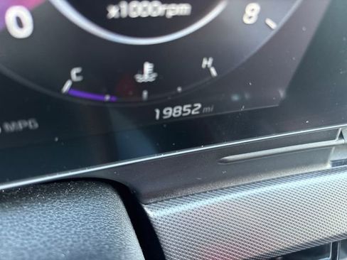 Used 2023 Kia Sportage SX image 13