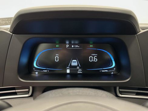 Certified 2026 Hyundai Elantra SE FWD image 18