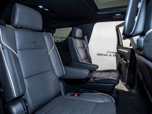 Used 2025 Cadillac Escalade Premium Luxury w/ Touring Package AWD/4WD image 19