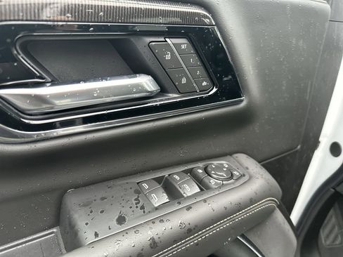 New 2026 GMC Yukon XL Elevation image 13