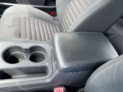 Used 2013 Dodge Challenger R/T image 19