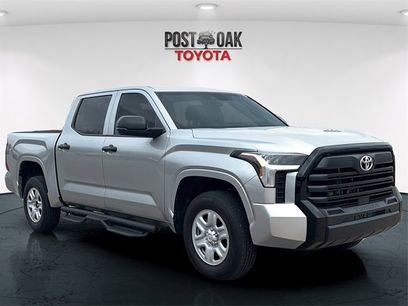 Used 2025 Toyota Tundra SR w/ SR Tow Package