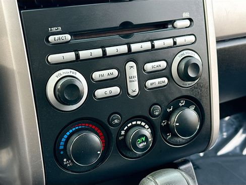 Used 2007 Mitsubishi Galant ES image 9