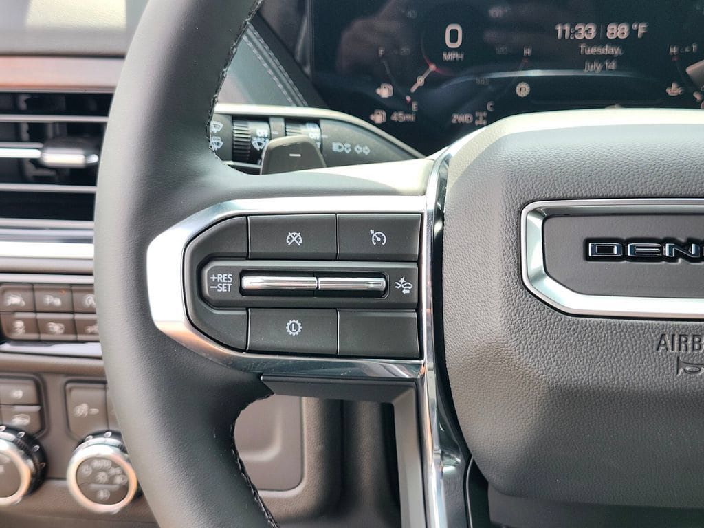 Used 2026 GMC Yukon Denali w/ LPO, Floor Liner Package AWD/4WD image 27