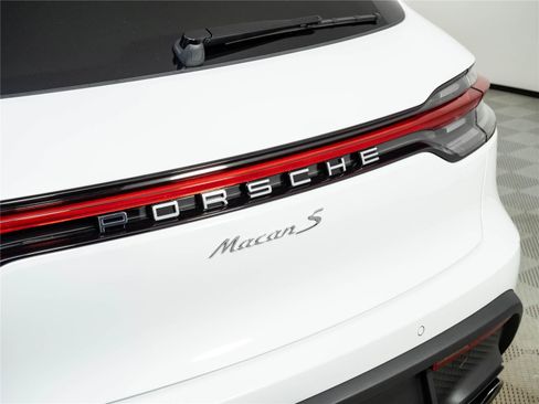 New 2026 Porsche Macan S AWD/4WD image 38