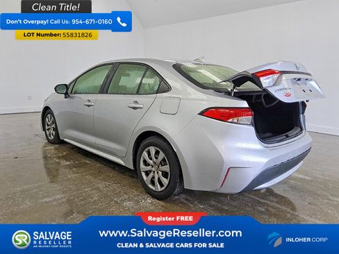 Used 2021 Toyota Corolla LE FWD image 3