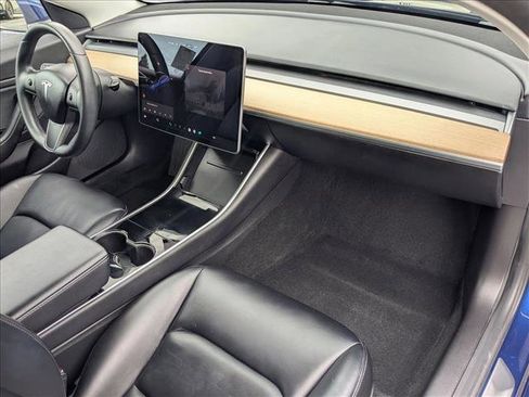 Used 2018 Tesla Model 3 Mid Range image 20