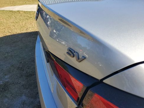 Used 2024 Nissan Altima 2.5 SV image 8