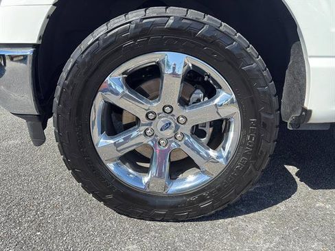 Used 2021 Ford F150 Lariat w/ Equipment Group 502A High image 9