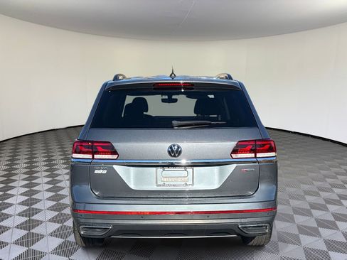 Used 2021 Volkswagen Atlas SE w/ Panoramic Sunroof Package image 5