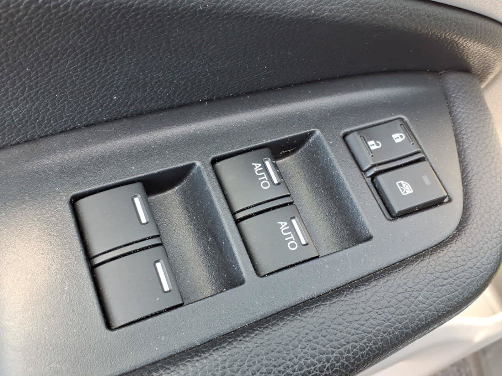 Used 2021 Honda Pilot EX image 24