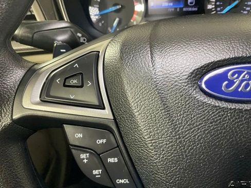 Certified 2017 Ford Fusion SE image 24